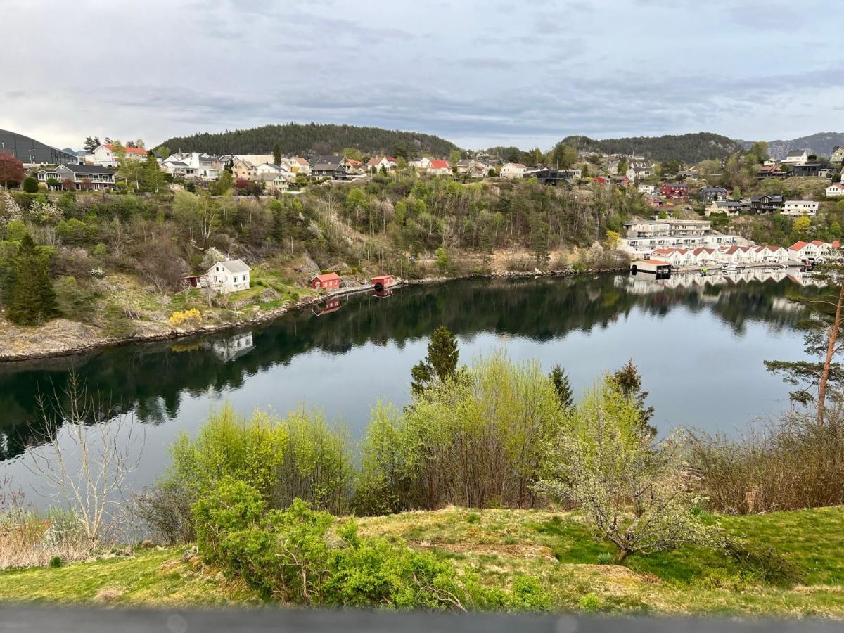 Feriehus I Flekkefjord Med Panoramautsikt Villa Buitenkant foto