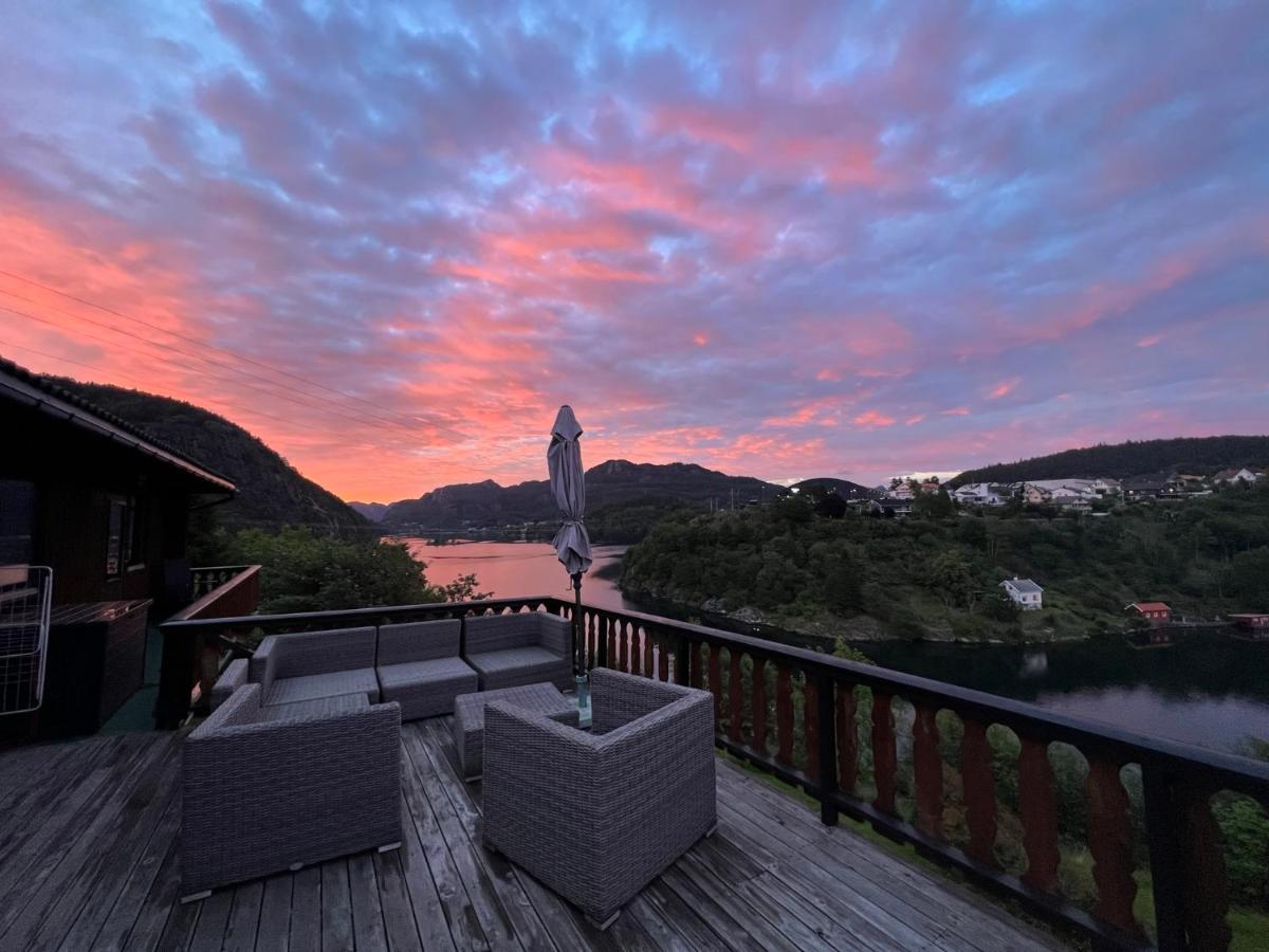 Feriehus I Flekkefjord Med Panoramautsikt Villa Buitenkant foto