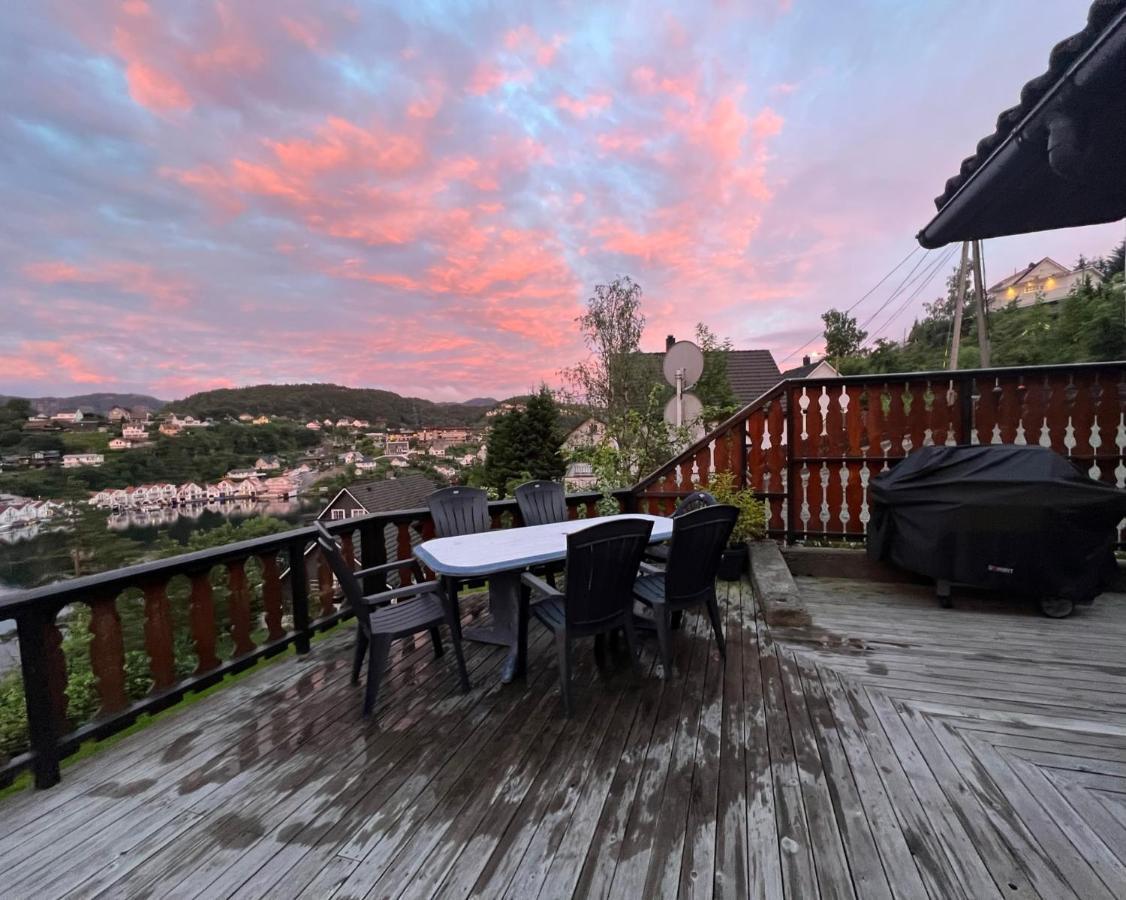 Feriehus I Flekkefjord Med Panoramautsikt Villa Buitenkant foto